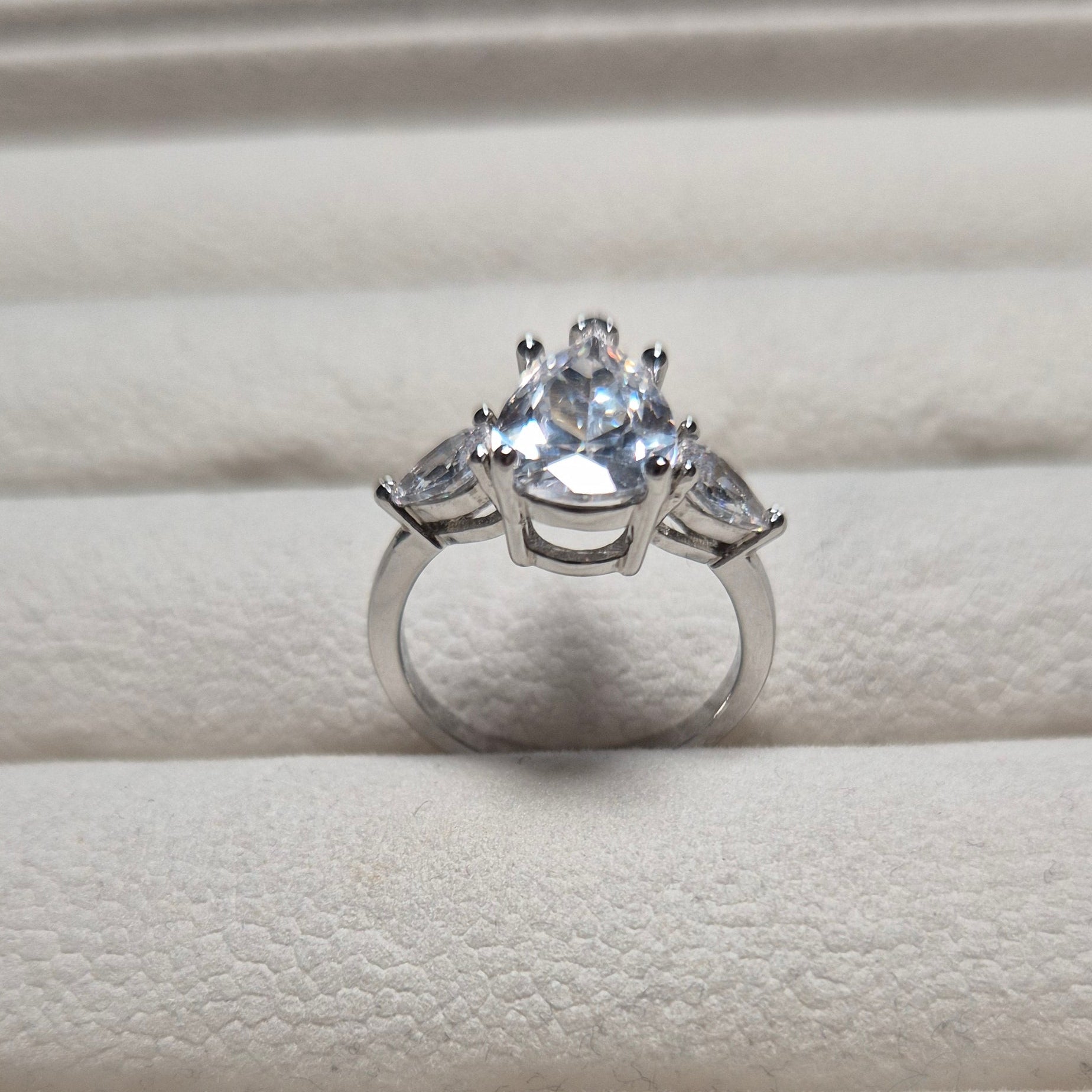 Water drop ring