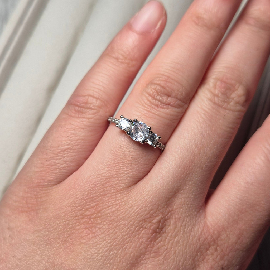 Triple stone ring