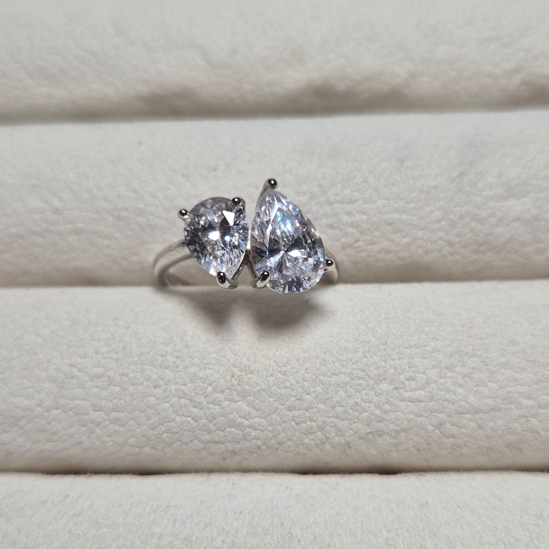 Double water drop ring