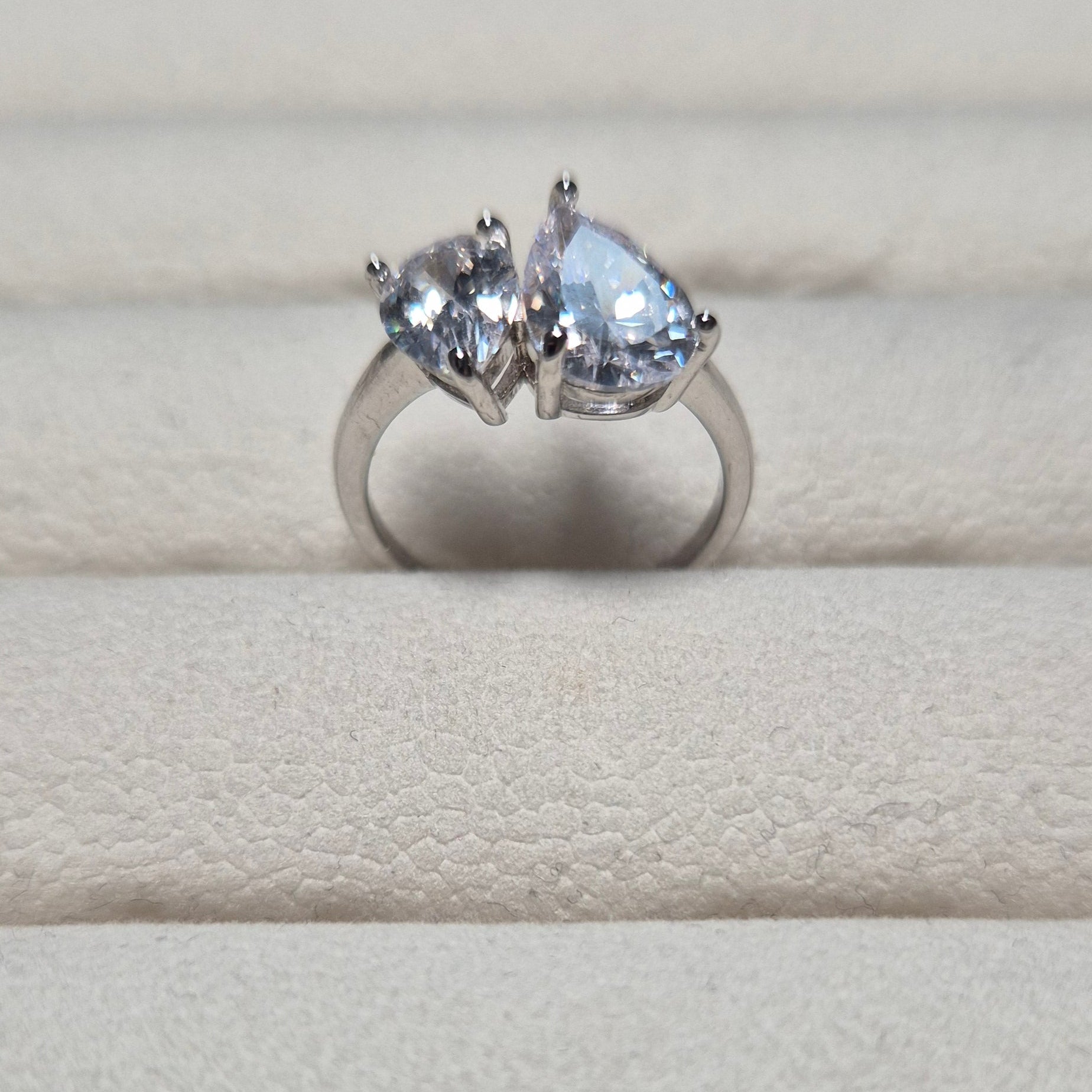 Double water drop ring