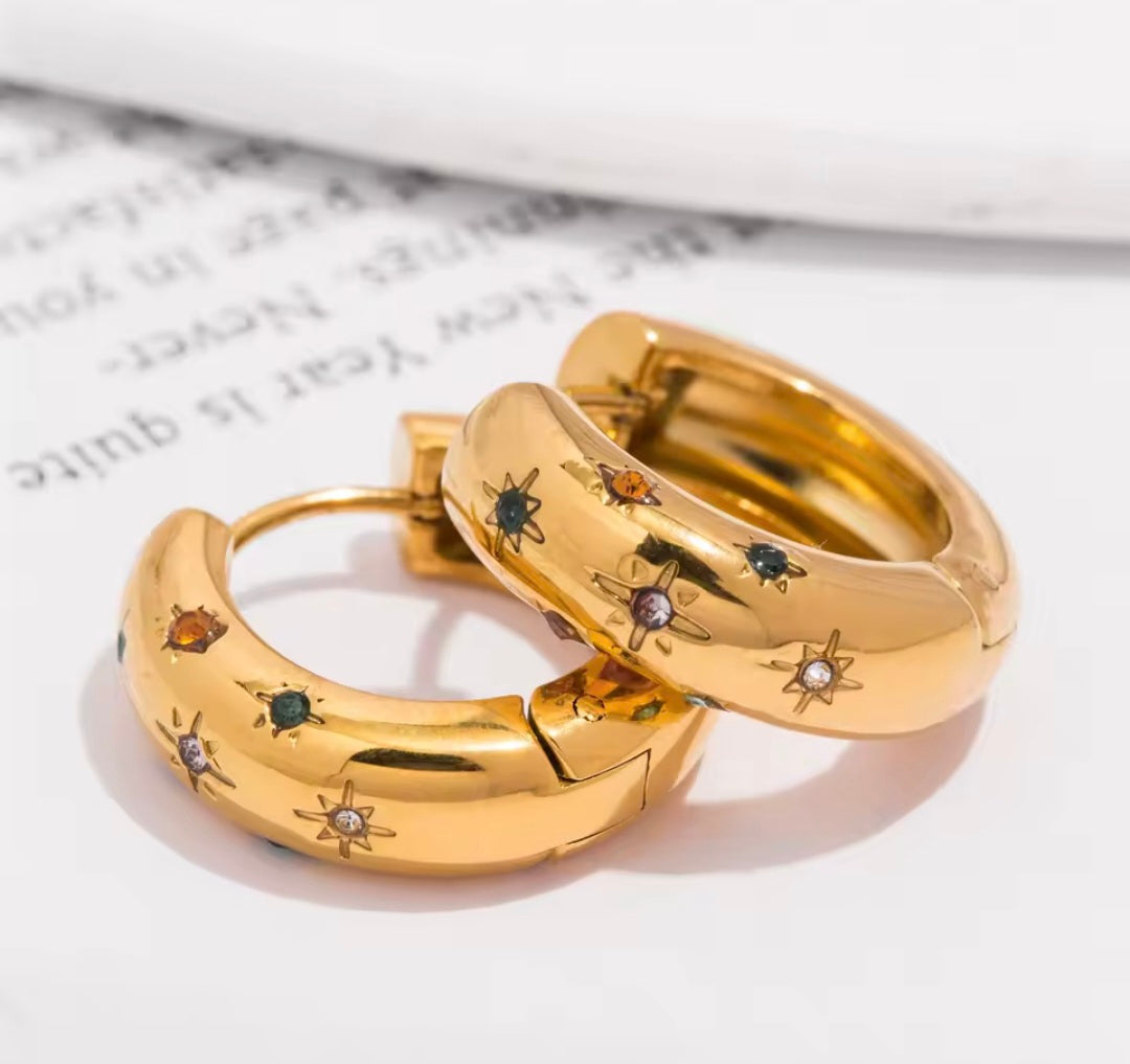 Multicolor studded hoop earings
